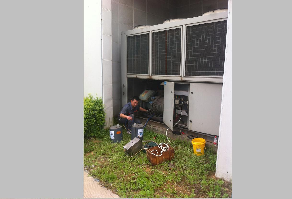 ����������{(di��o)�S���F(xi��n)��(ch��ng)